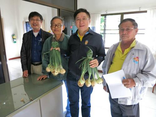  รองเลขาธิการ สศก. เข้าร่วมประชุม ที่ ชุมนุมสหกรณ์ผู้ปลูกหอมหัวใหญ่แห่งประเทศไทย