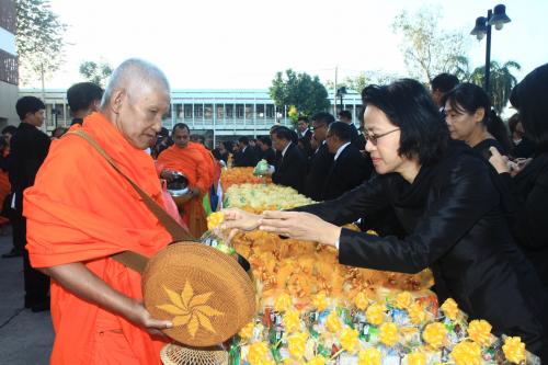 สศก. ร่วมพิธีบำเพ็ญกุศล และพิธีทำบุญตักบาตร