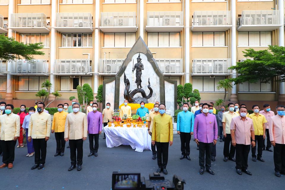 นายระพีภัทร์ จันทรศรีวงศ์