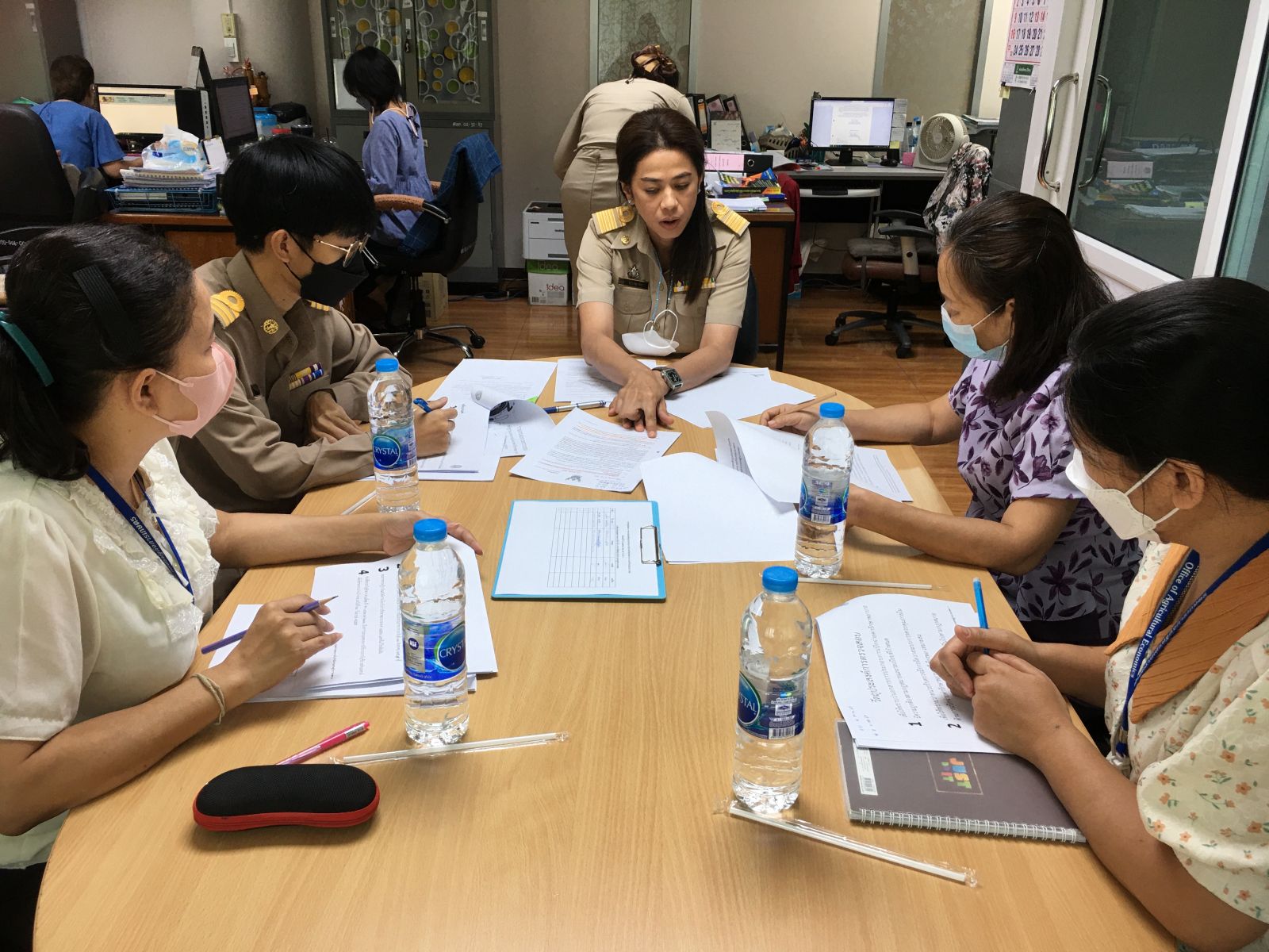 กลุ่มตรวจสอบภายใน ประชุมปิดการตรวจสอบ และร่วมแสดงความคิดเห็นต่อร่างรายงานผลการตรวจสอบหลักฐานประกอบการเบิกจ่ายค่ารักษาพยาบาล