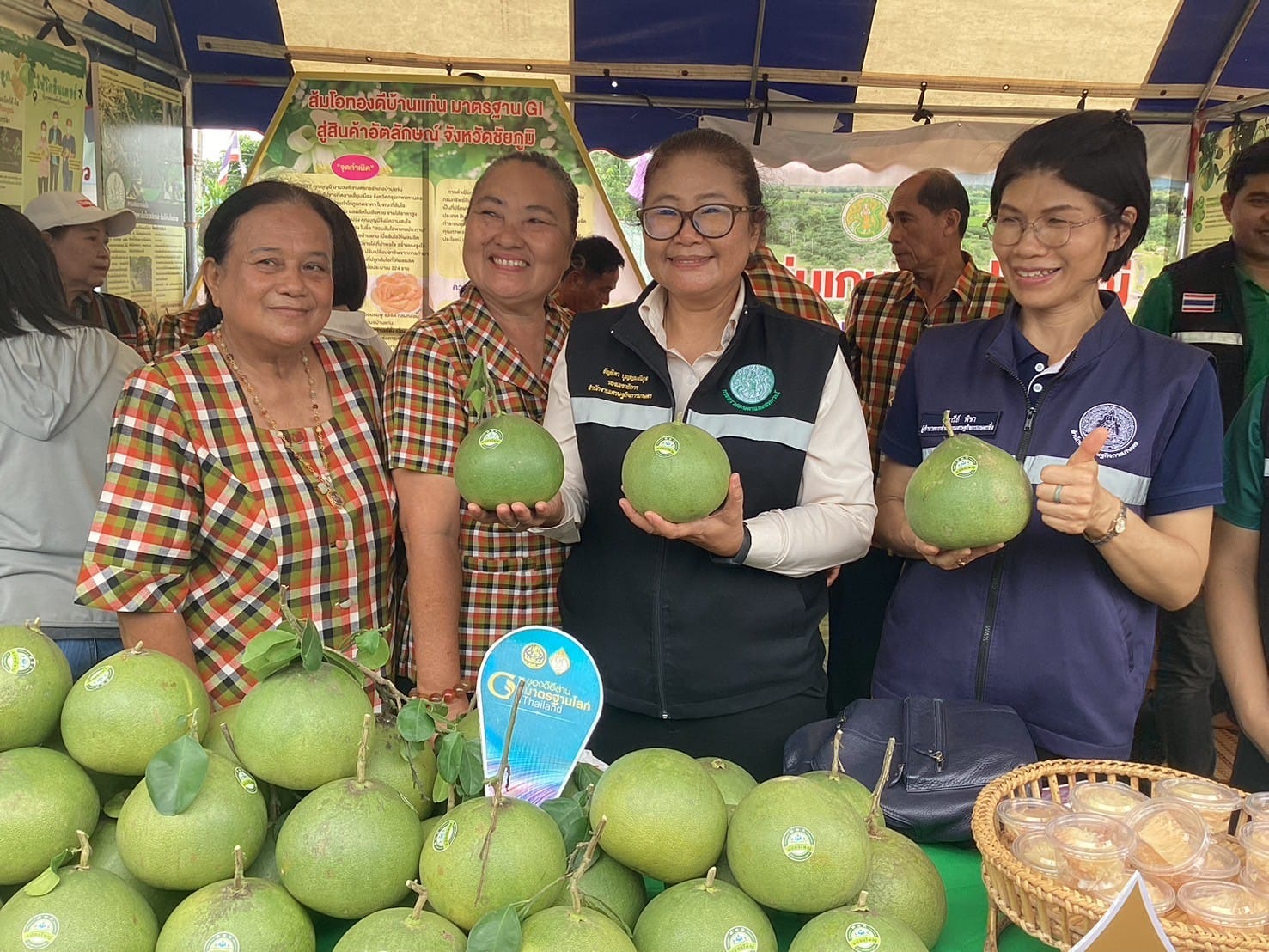  นางธัญธิตา บุญญมณีกุล 